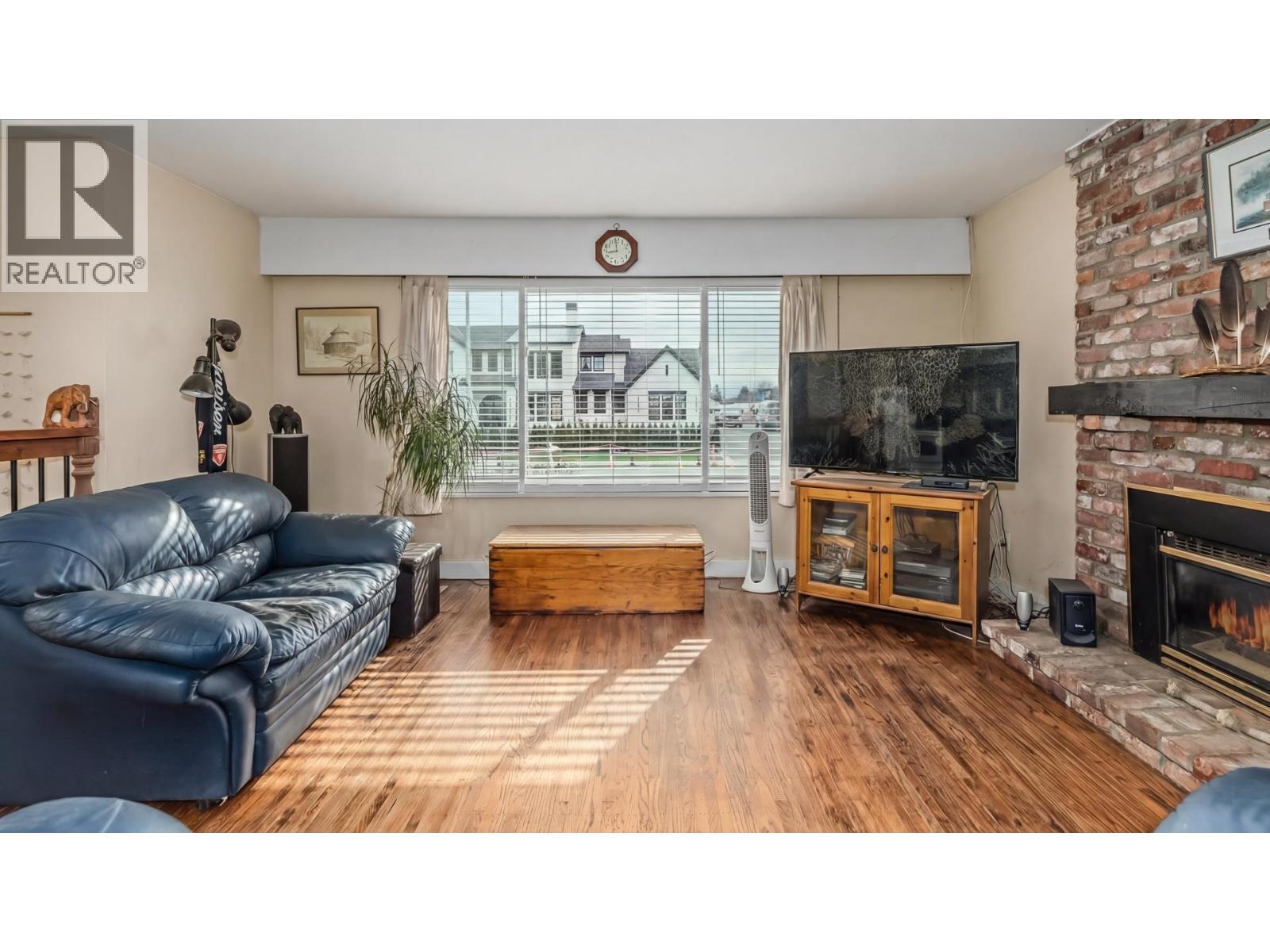 11891 Number 2 Road, Richmond, British Columbia  V7E 2E9 - Photo 4 - R3094598