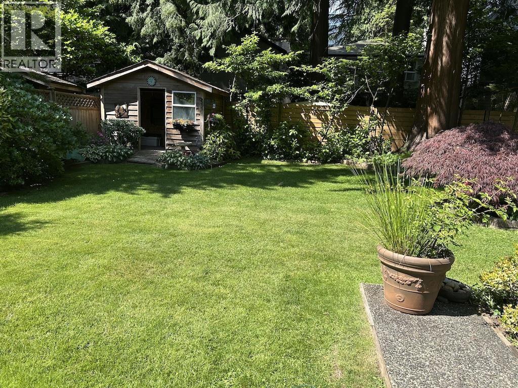 1168 Canyon Boulevard, North Vancouver, British Columbia  V7R 2K4 - Photo 35 - R3094985