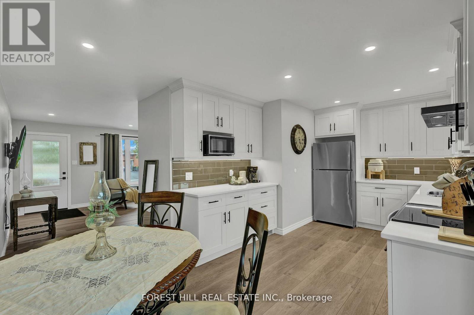 Main - 3 Wilson Avenue, Kawartha Lakes, Ontario  K9V 5S1 - Photo 6 - X12836760