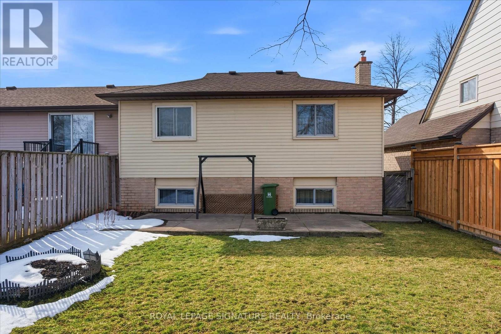 40 Lyton Crescent, Hamilton, Ontario  L8J 2C9 - Photo 25 - X12836124