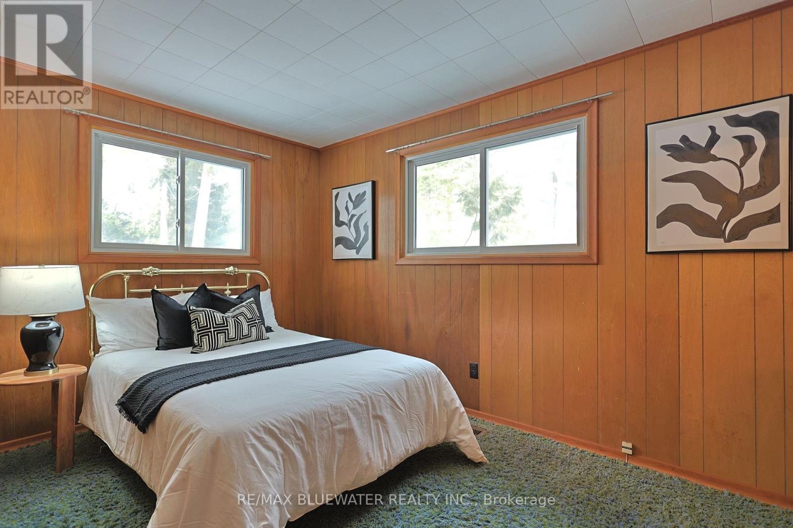 10318 Riverside Drive, Lambton Shores, Ontario  N0M 1T0 - Photo 22 - X12836844