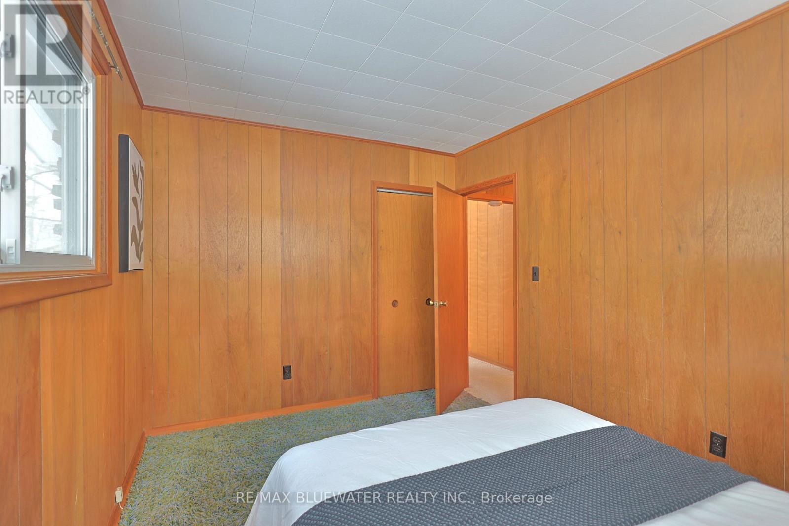 10318 Riverside Drive, Lambton Shores, Ontario  N0M 1T0 - Photo 23 - X12836844