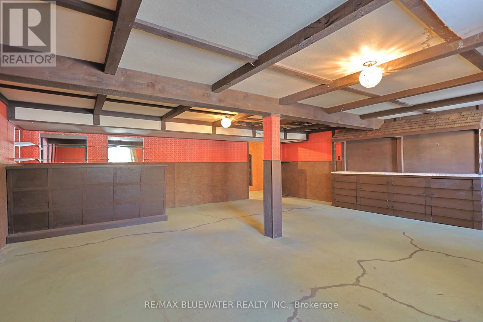 10318 Riverside Drive, Lambton Shores, Ontario  N0M 1T0 - Photo 28 - X12836844