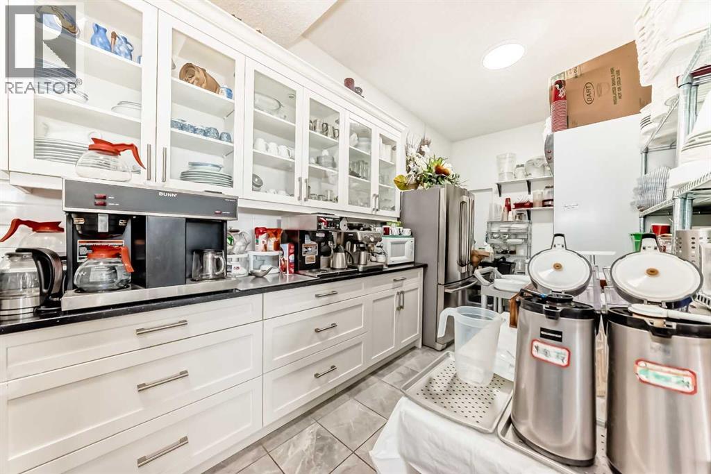 1810 10 Avenue Ne, Calgary, Alberta  T2E 0Y2 - Photo 13 - A2287976