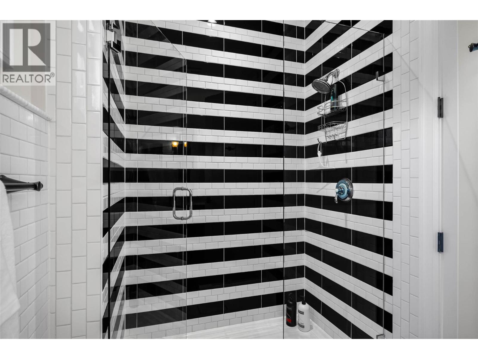 5411 Lookout Ridge Place, Sun Peaks, British Columbia  V0E 5N0 - Photo 39 - 10361972