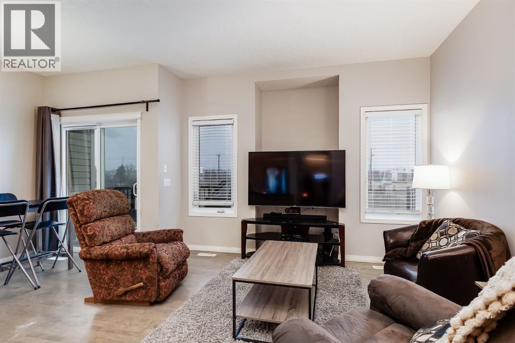 504, 620 Luxstone Landing Sw, Airdrie, Alberta  T4B 0B5 - Photo 3 - A2281078