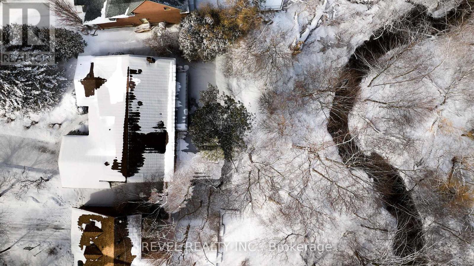 124 Forest Heights Boulevard, Toronto, Ontario  M2L 2K8 - Photo 2 - C12836894