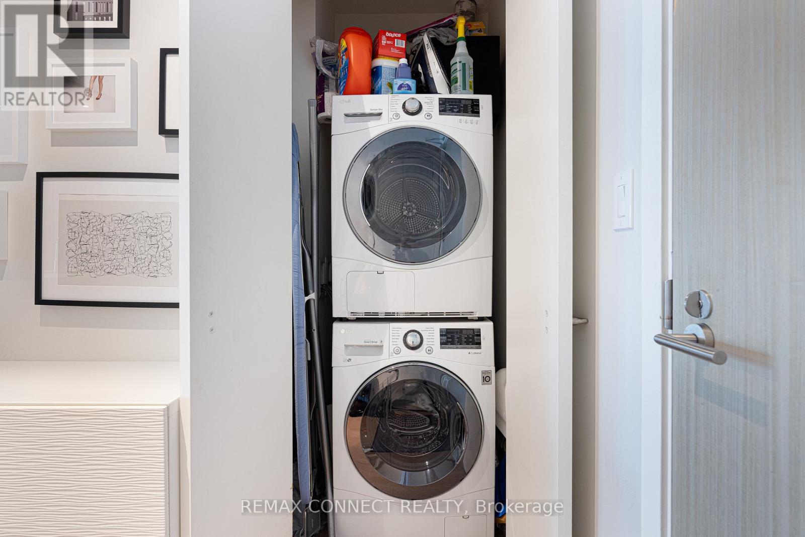 1216 - 111 Bathurst Street, Toronto, Ontario  M5V 0M9 - Photo 16 - C12836934