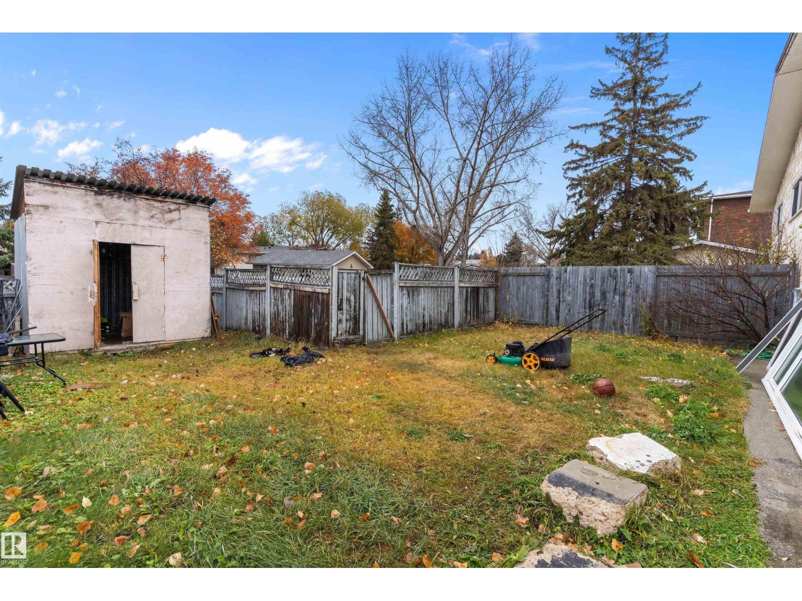 3214 71 St Nw, Edmonton, Alberta  T6K 1K9 - Photo 34 - E4475555