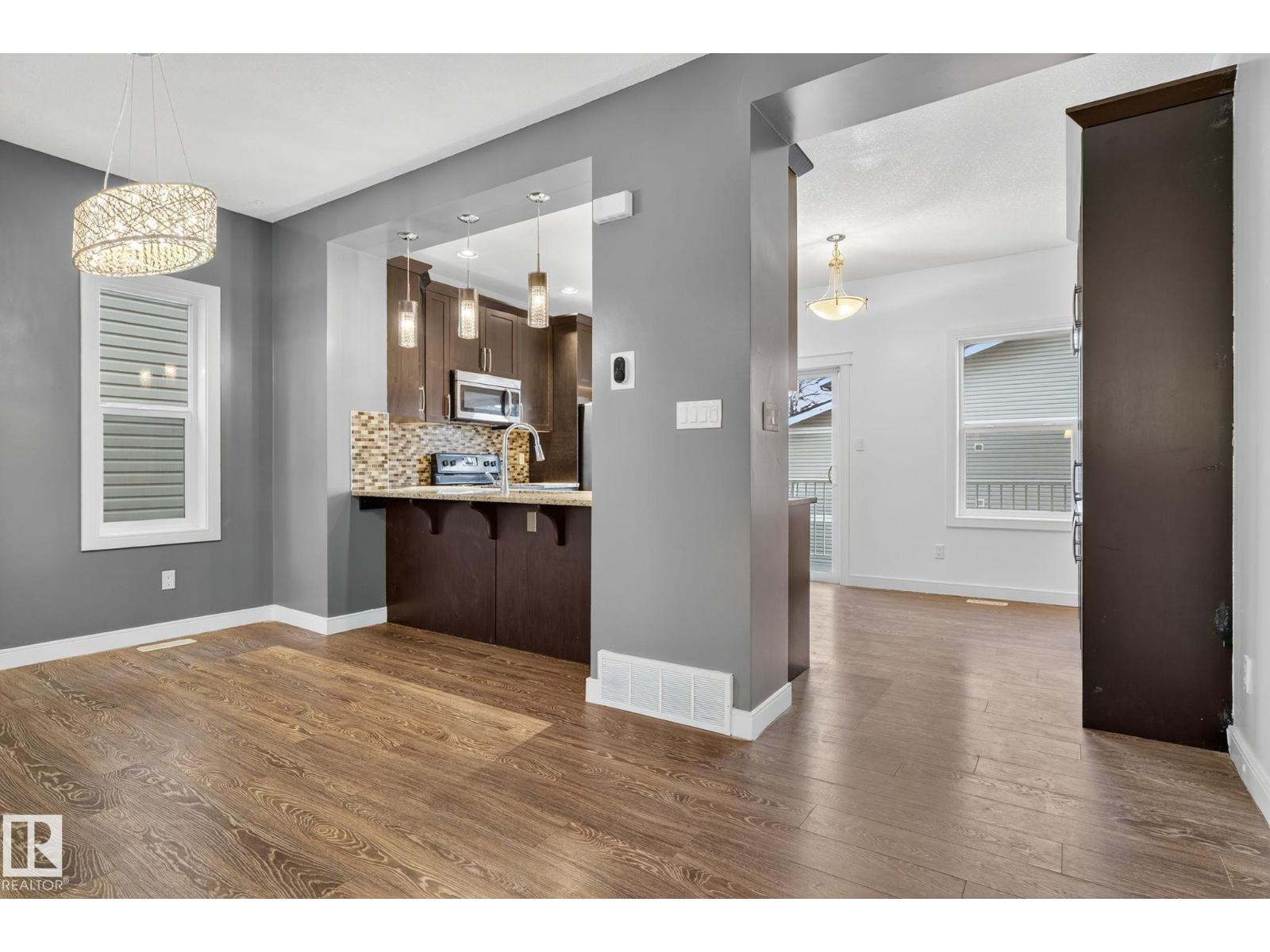 10114 160 Street Nw, Edmonton, Alberta  T5P 3E7 - Photo 7 - E4475556