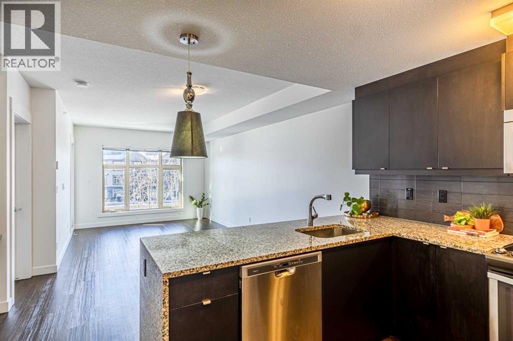 303, 45 Aspenmont Heights Sw, Calgary, Alberta  T3H 0E6 - Photo 5 - A2289830