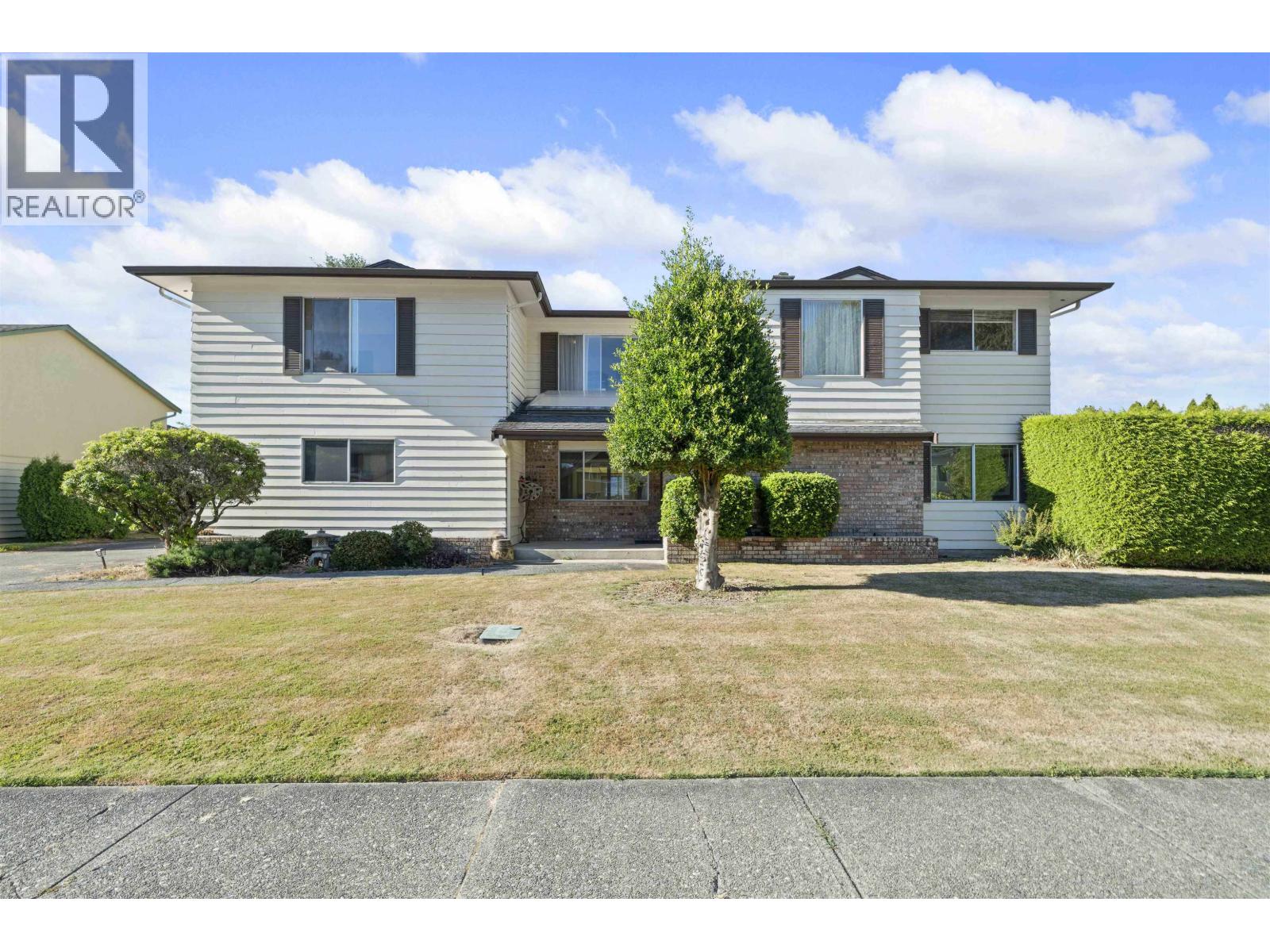 8431 ROSEBANK CRESCENT, Richmond, British Columbia