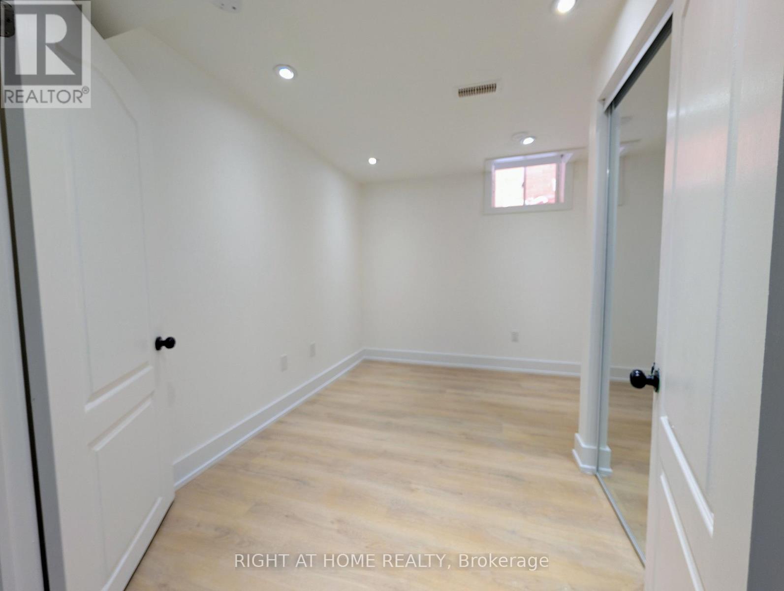 Basement - 27 Shale Drive, Ajax (Central West), Ontario  L1T 3V9 - Photo 6 - E12836872