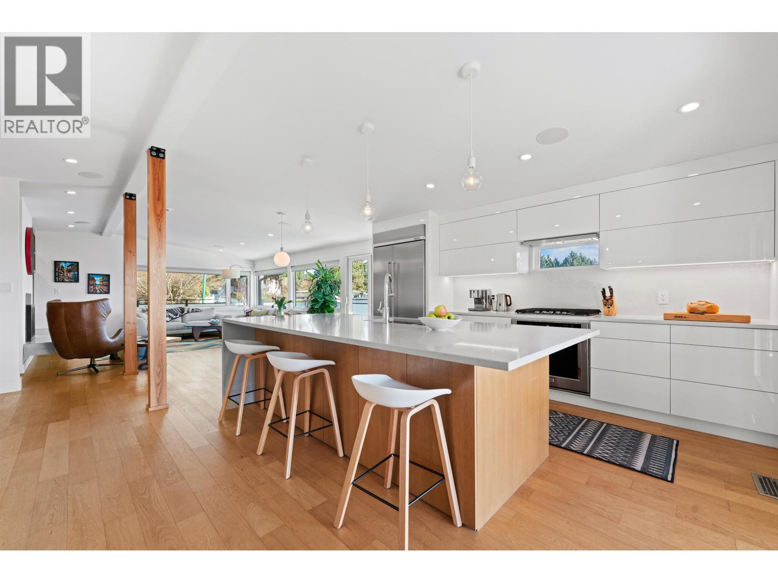 2907 Eddystone Crescent, North Vancouver, British Columbia  V7H 1B8 - Photo 9 - R3095010