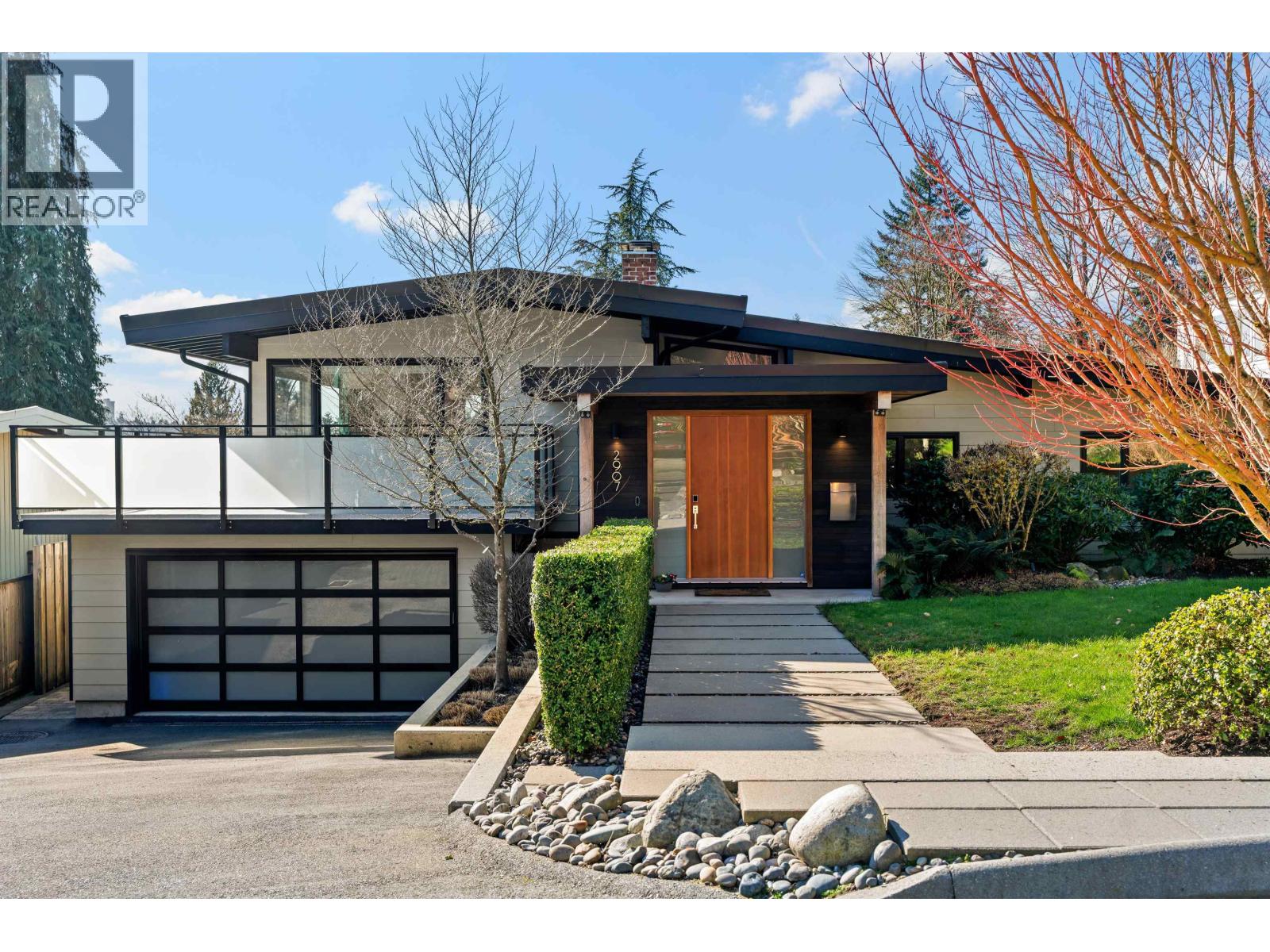 2907 EDDYSTONE CRESCENT, North Vancouver, British Columbia