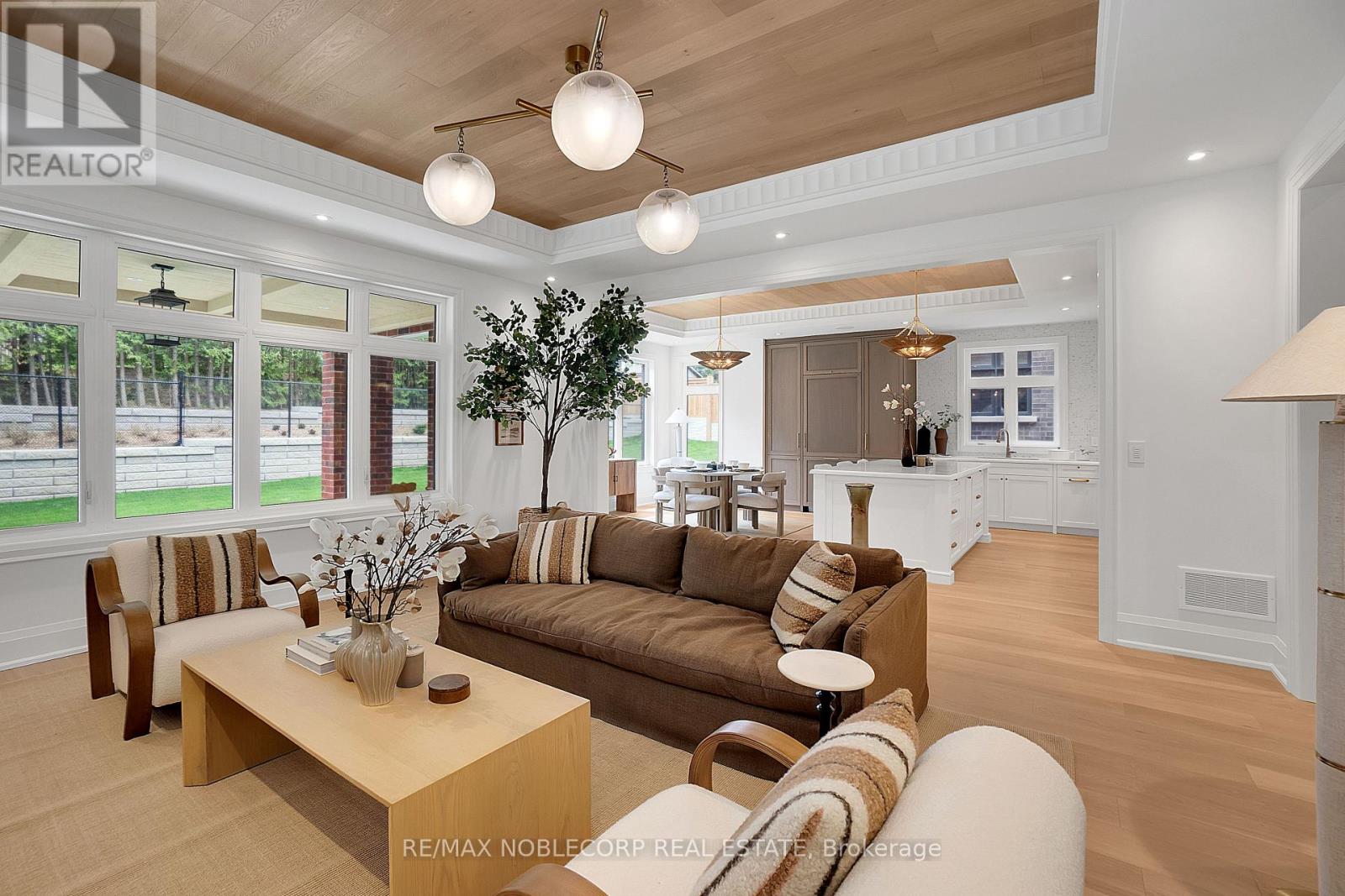 53b Puccini Drive, Richmond Hill, Ontario  L4E 2Y7 - Photo 12 - N12836840