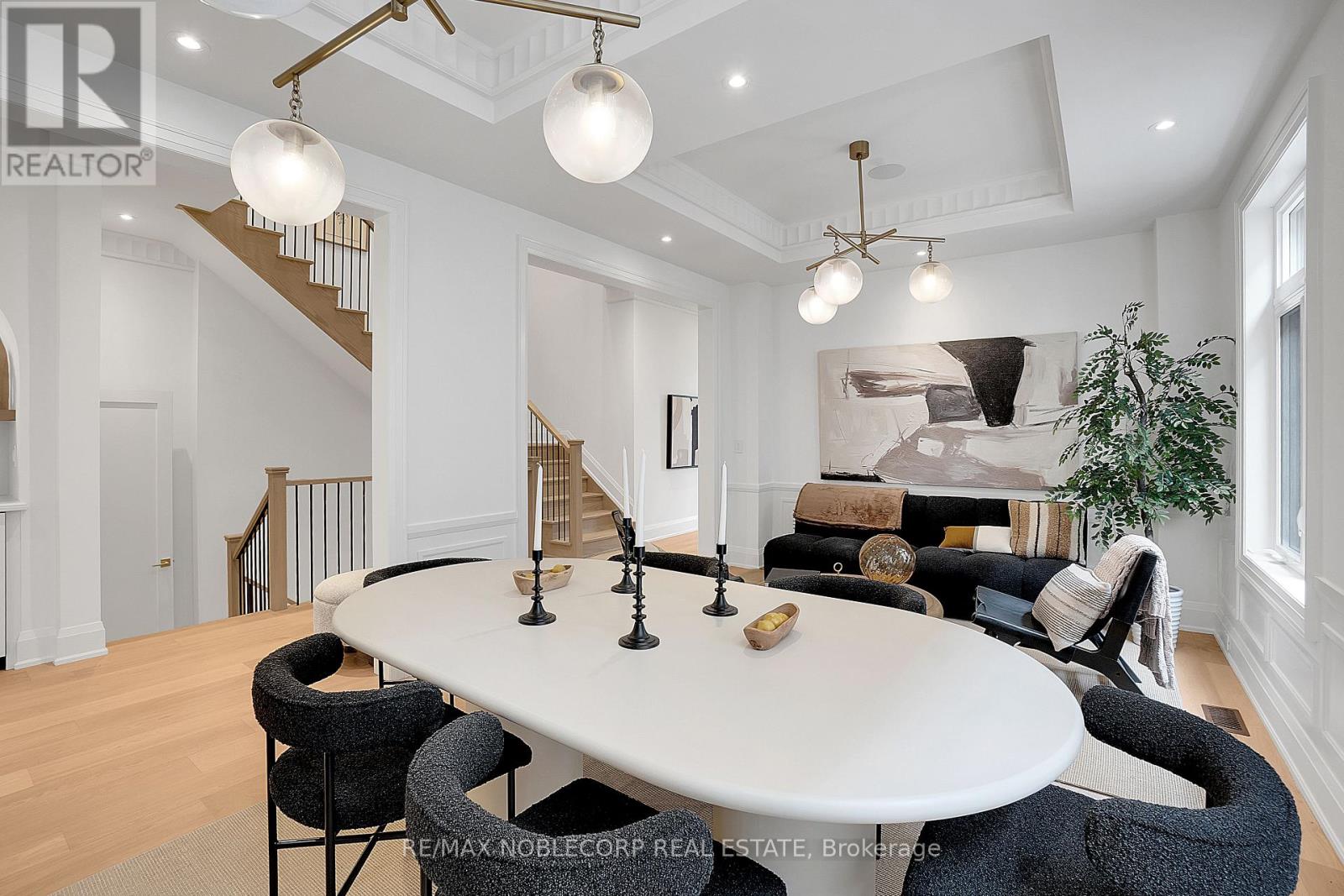 53b Puccini Drive, Richmond Hill, Ontario  L4E 2Y7 - Photo 3 - N12836840