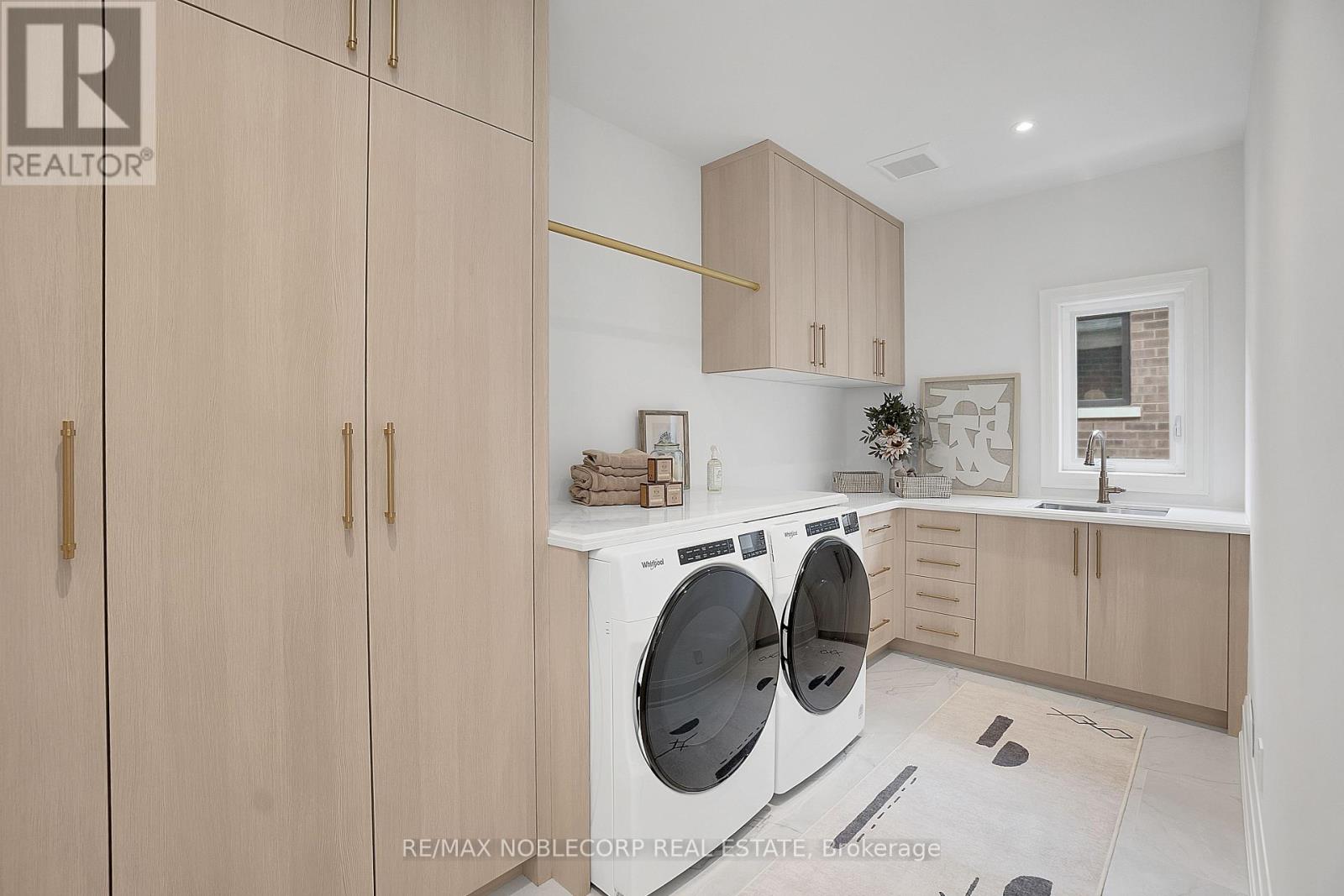 53b Puccini Drive, Richmond Hill, Ontario  L4E 2Y7 - Photo 42 - N12836840