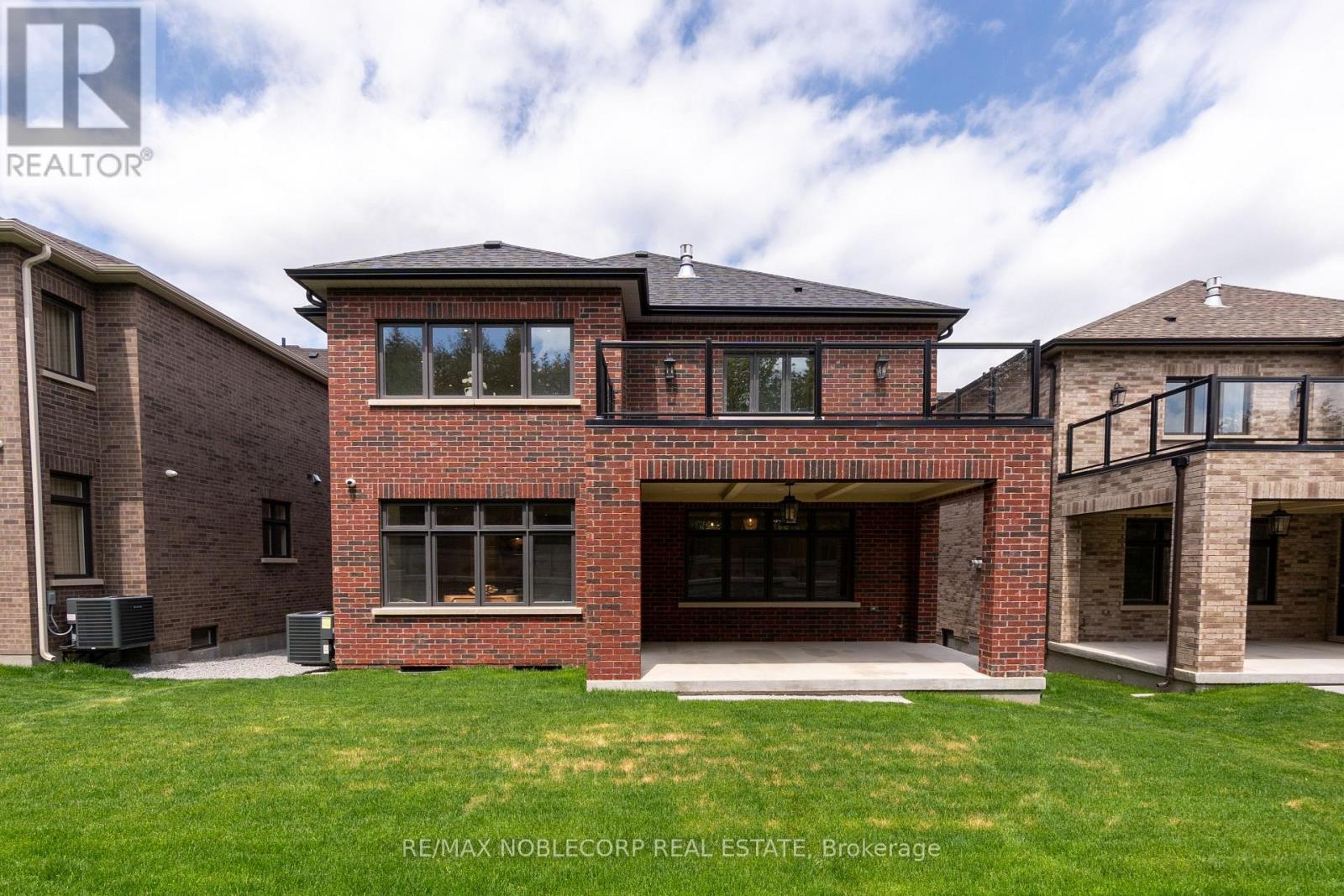 53b Puccini Drive, Richmond Hill, Ontario  L4E 2Y7 - Photo 49 - N12836840