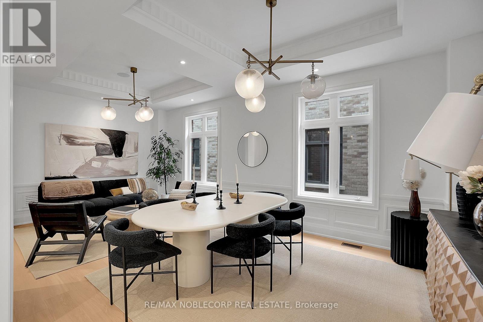 53b Puccini Drive, Richmond Hill, Ontario  L4E 2Y7 - Photo 6 - N12836840