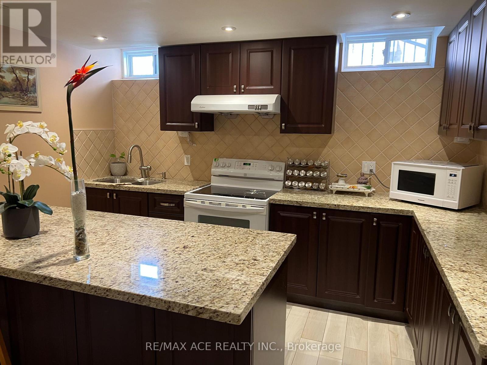 Bsmt - 15 Settlers Ridge Street, Markham (Wismer), Ontario  L6E 1C8 - Photo 7 - N12836846