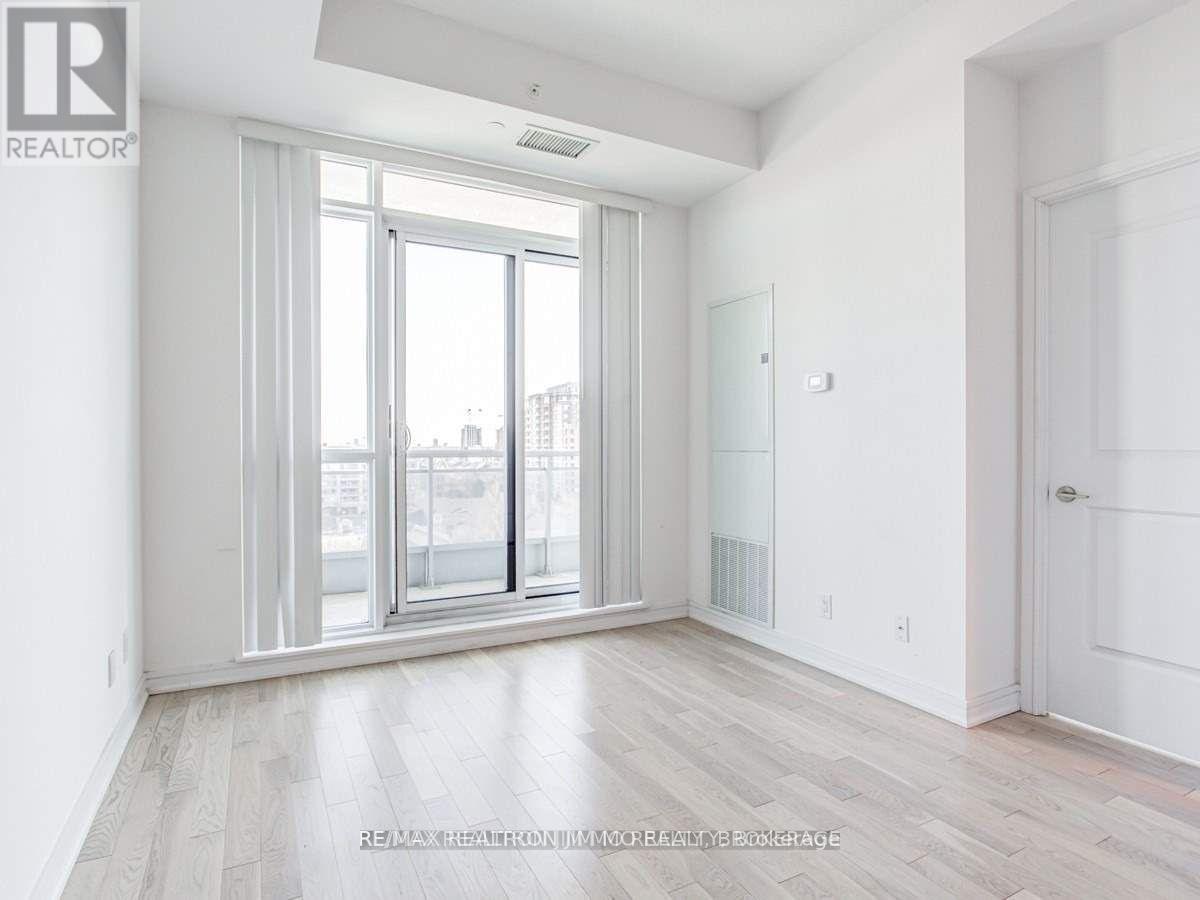 9199 Yonge Street, Richmond Hill (Langstaff), Ontario  L4C 1H7 - Photo 12 - N12836848