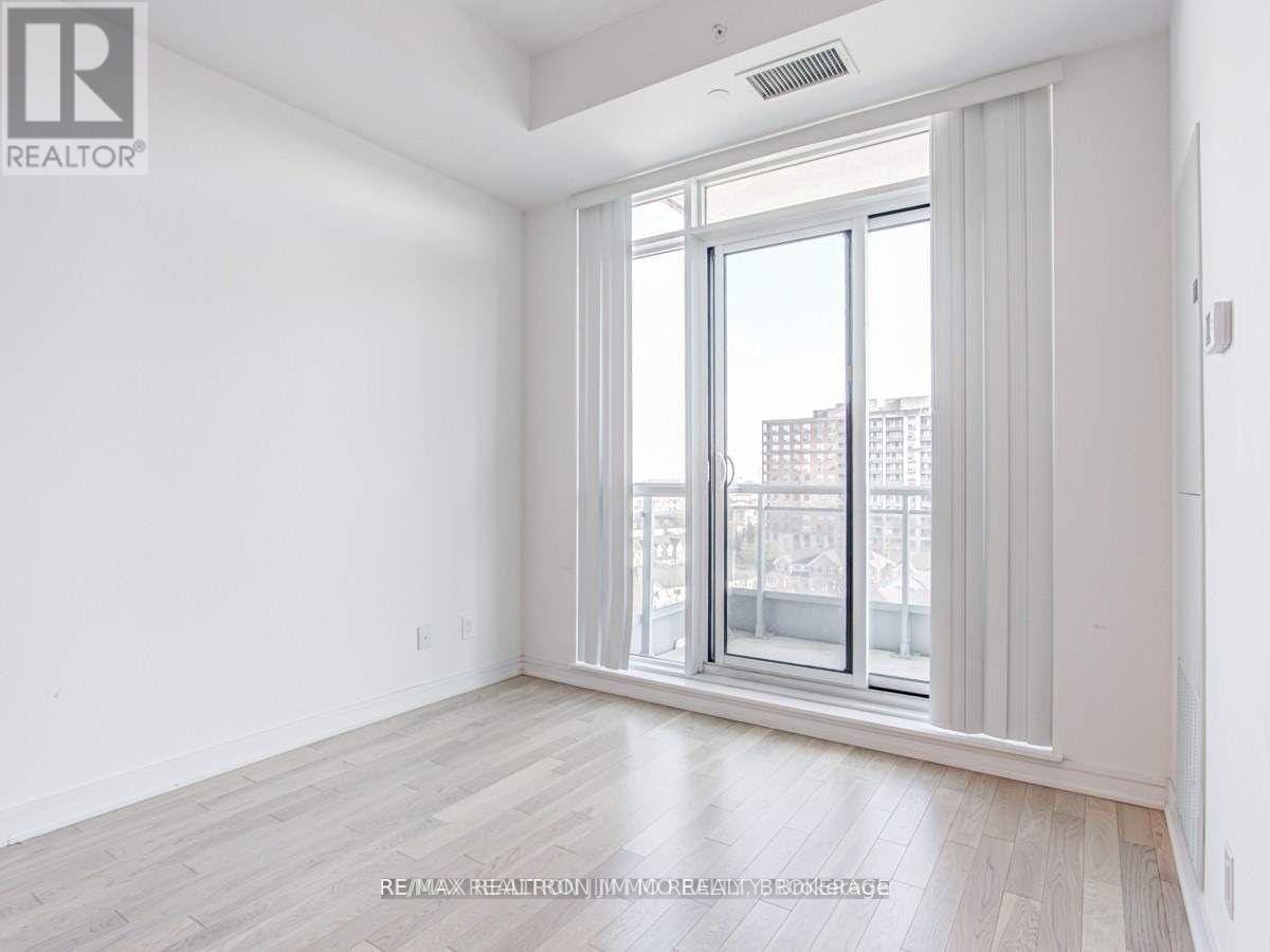 9199 Yonge Street, Richmond Hill (Langstaff), Ontario  L4C 1H7 - Photo 16 - N12836848