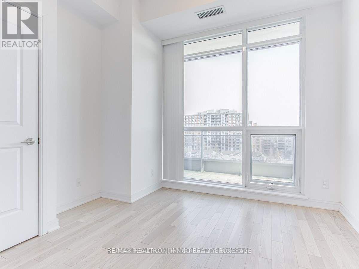 9199 Yonge Street, Richmond Hill (Langstaff), Ontario  L4C 1H7 - Photo 19 - N12836848