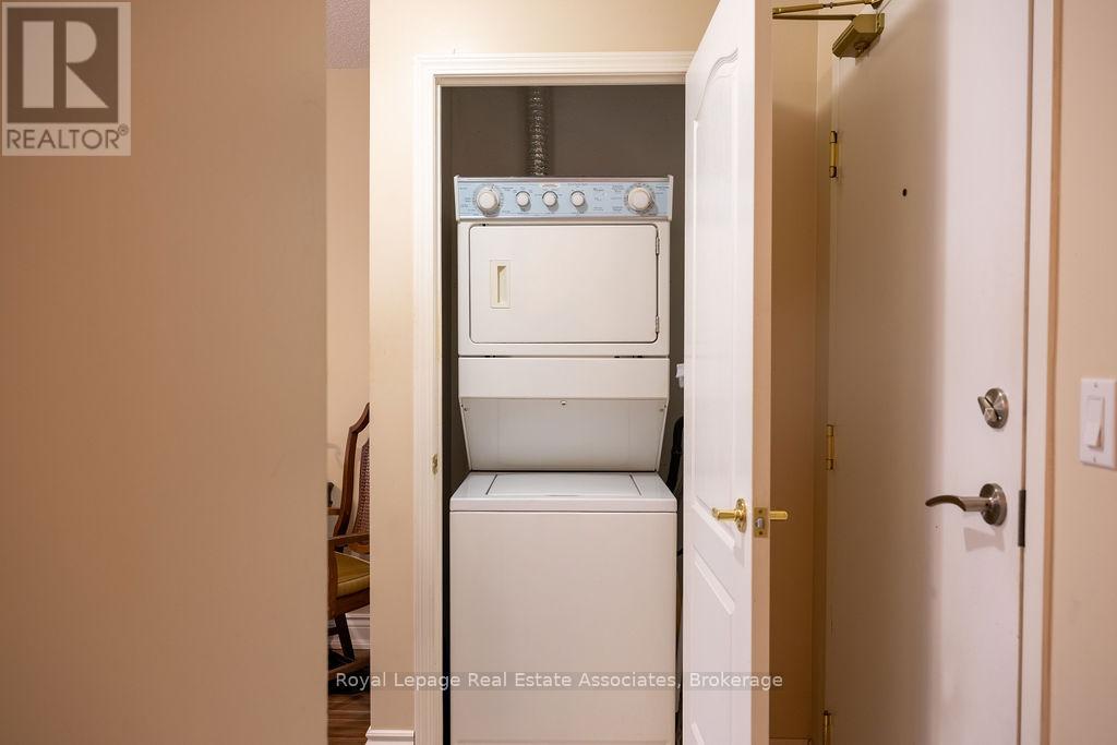 104 - 1150 Parkwest Place, Mississauga, Ontario  L5E 3K4 - Photo 12 - W12823172