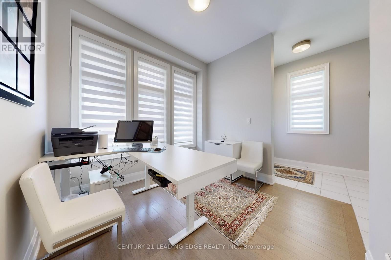 3016 William Cutmore Boulevard W, Oakville, Ontario  L6H 7W8 - Photo 5 - W12836856