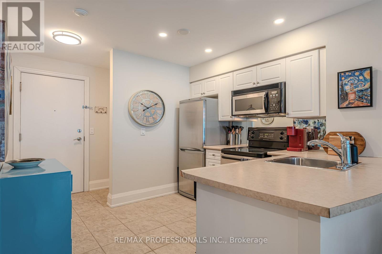 1515 - 2121 Lake Shore Boulevard W, Toronto, Ontario  M8V 4E9 - Photo 12 - W12836860