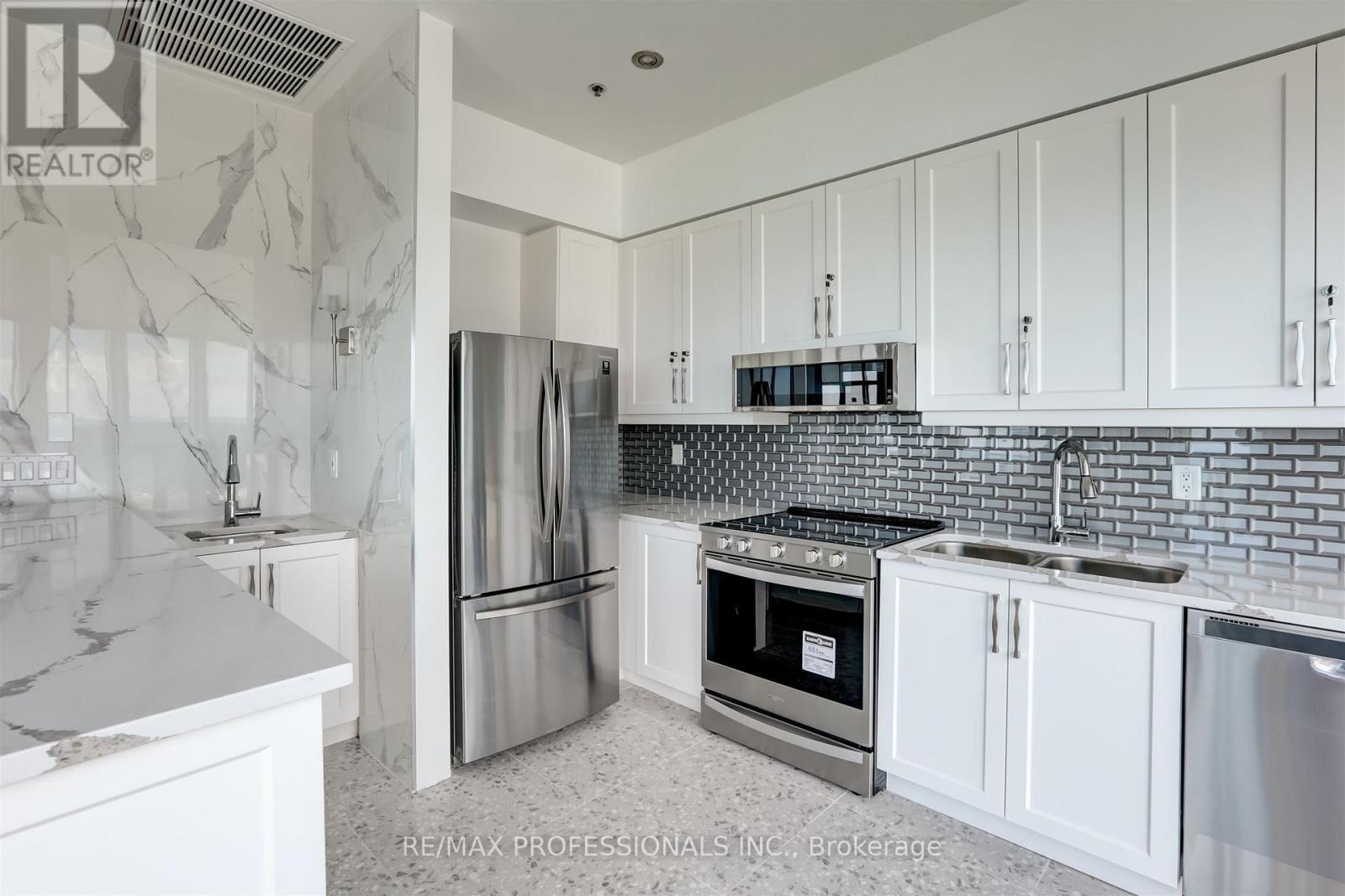 1515 - 2121 Lake Shore Boulevard W, Toronto, Ontario  M8V 4E9 - Photo 37 - W12836860