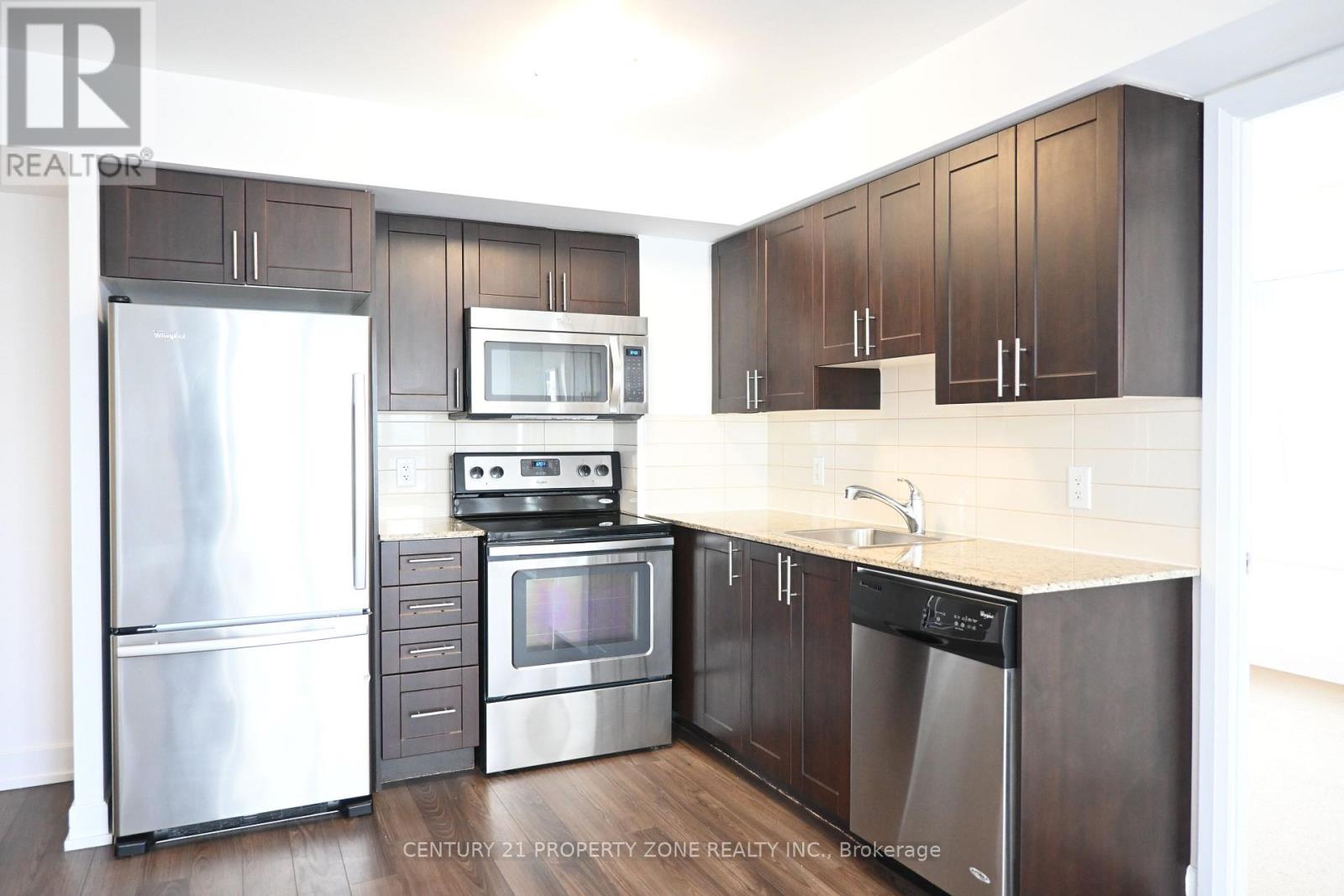 522 - 2 Eva Road, Toronto, Ontario  M9C 0A9 - Photo 4 - W12836892