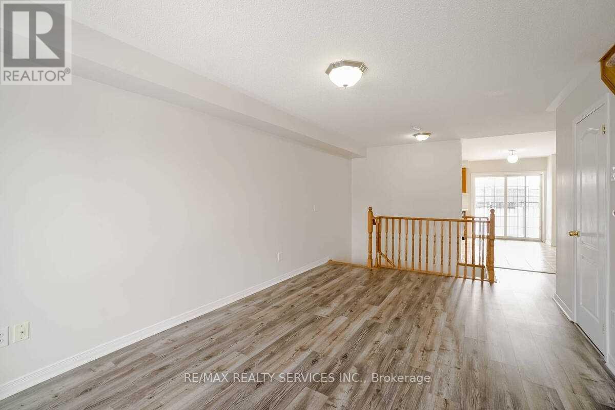 43 Denison Avenue, Brampton, Ontario  L6X 0T7 - Photo 10 - W12836900