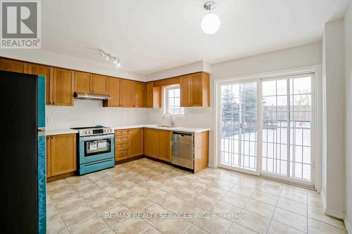 43 Denison Avenue, Brampton, Ontario  L6X 0T7 - Photo 17 - W12836900