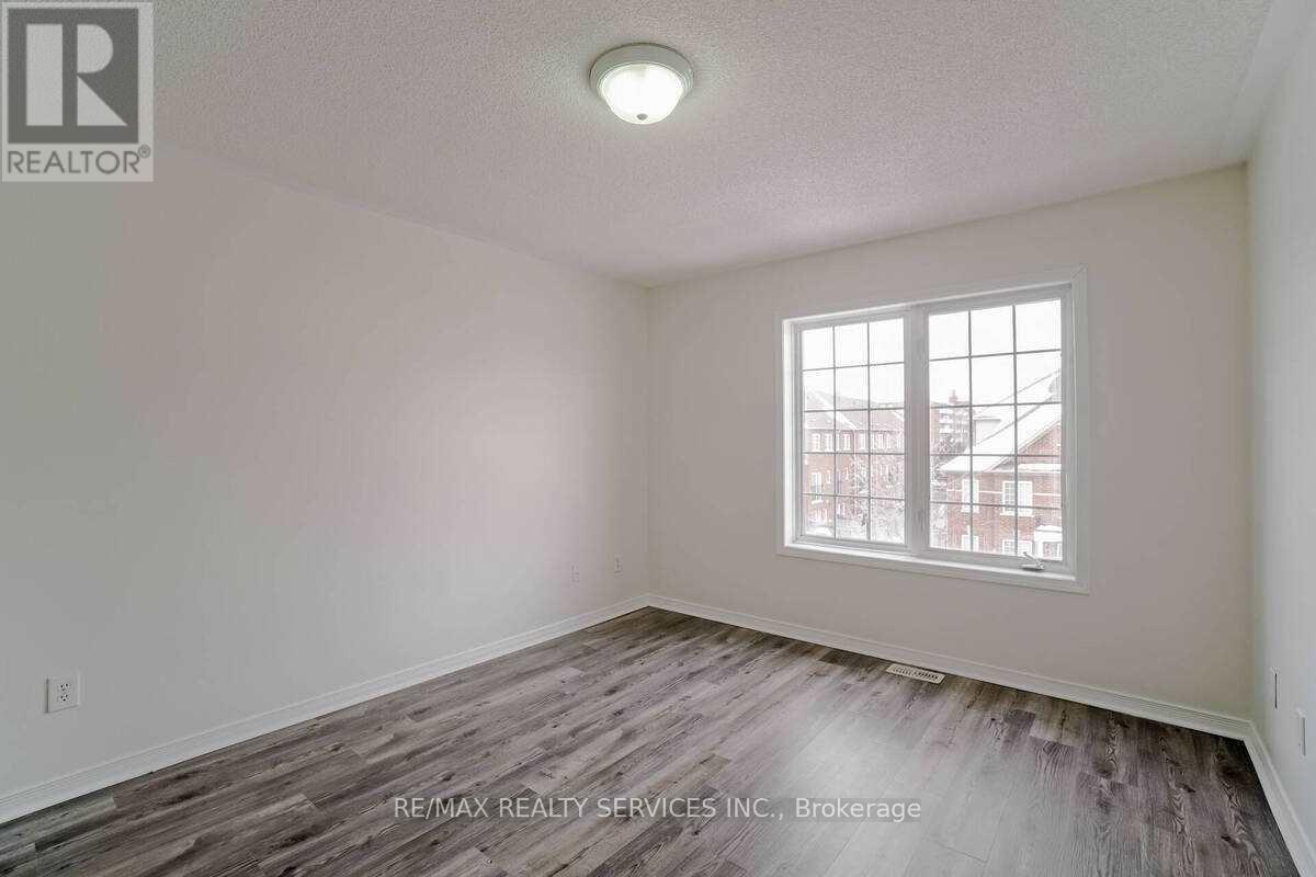 43 Denison Avenue, Brampton, Ontario  L6X 0T7 - Photo 22 - W12836900