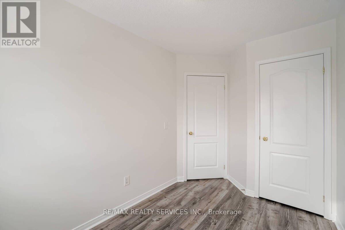 43 Denison Avenue, Brampton, Ontario  L6X 0T7 - Photo 26 - W12836900