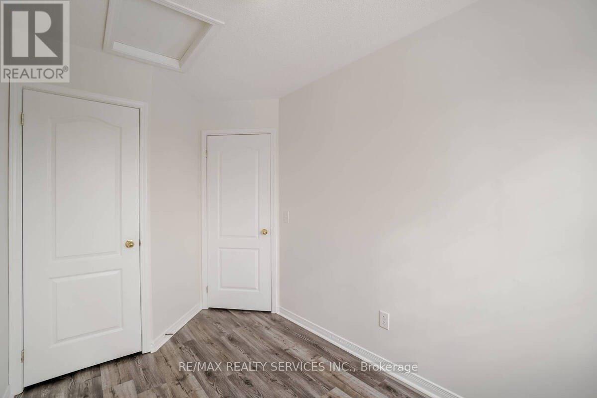 43 Denison Avenue, Brampton, Ontario  L6X 0T7 - Photo 28 - W12836900