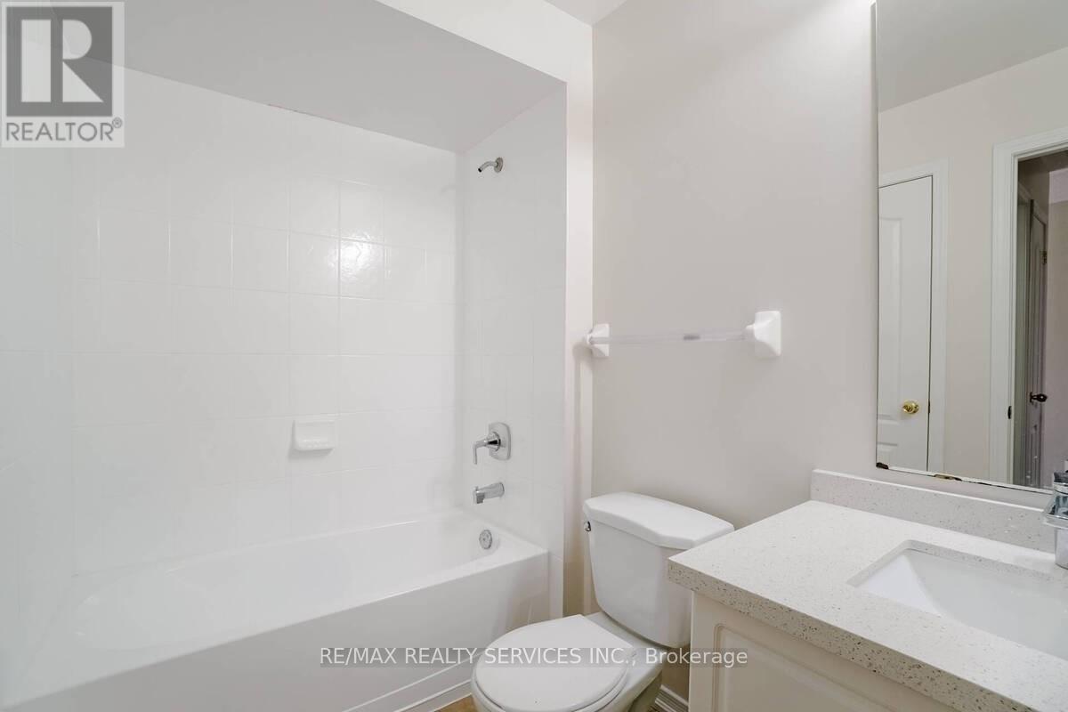 43 Denison Avenue, Brampton, Ontario  L6X 0T7 - Photo 29 - W12836900