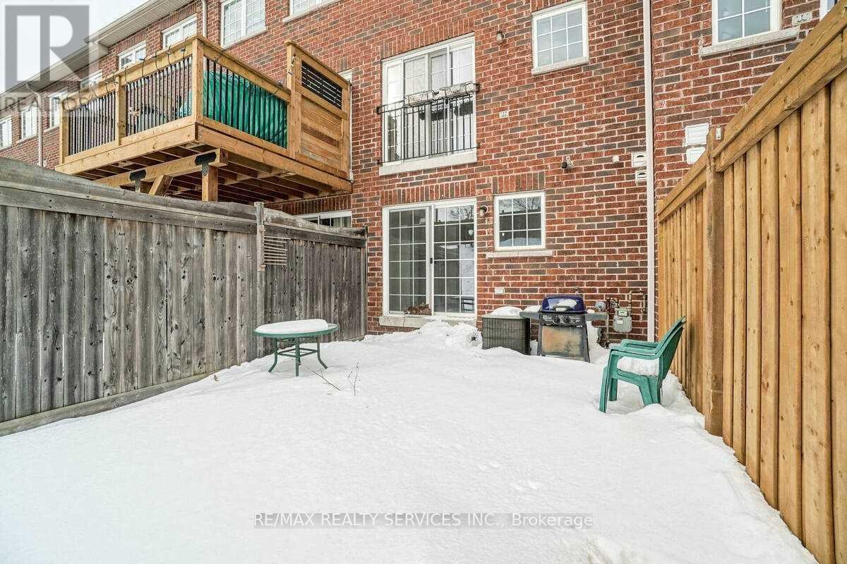 43 Denison Avenue, Brampton, Ontario  L6X 0T7 - Photo 33 - W12836900