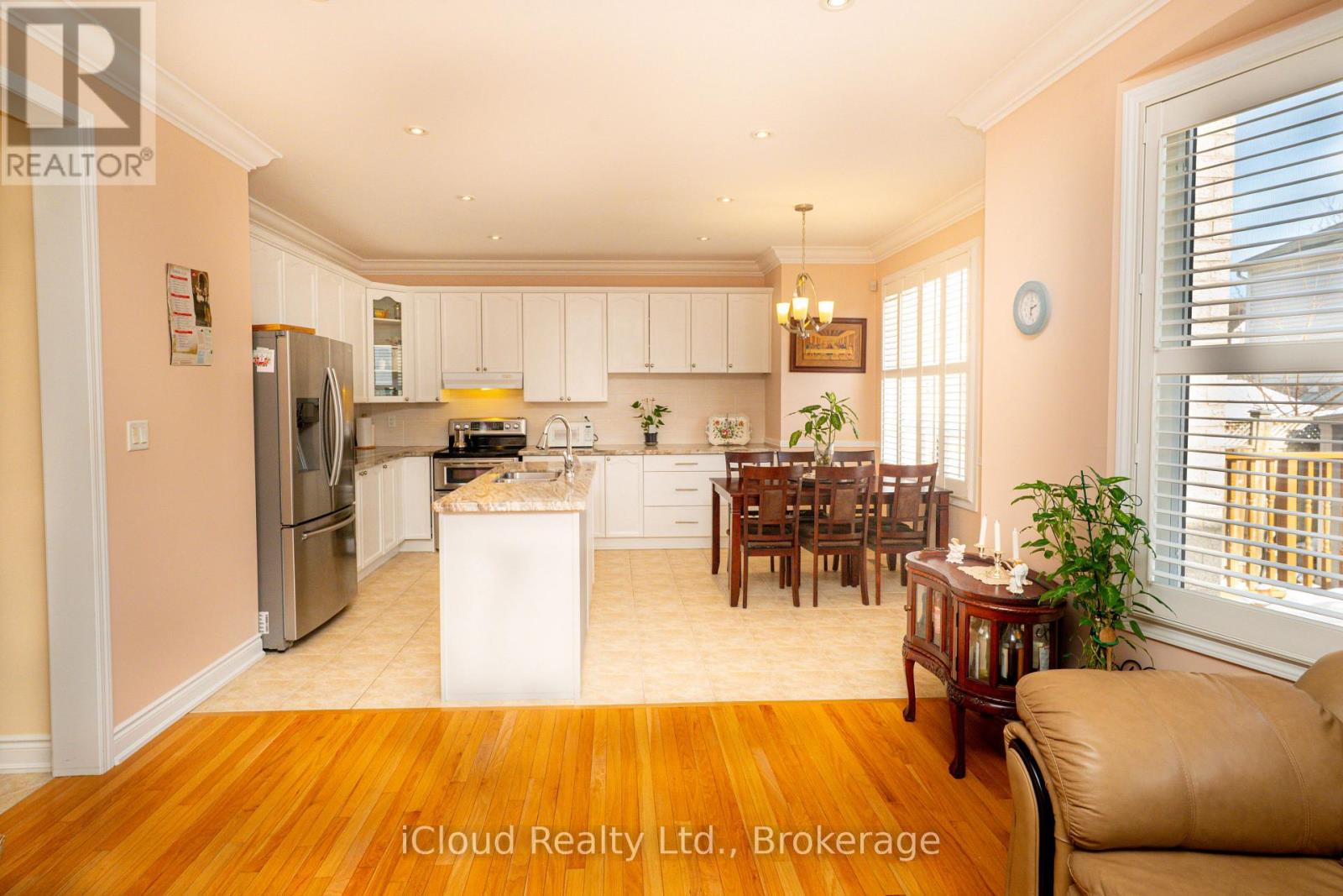 625 Laughren Crescent, Milton, Ontario  L9T 0G6 - Photo 12 - W12836918