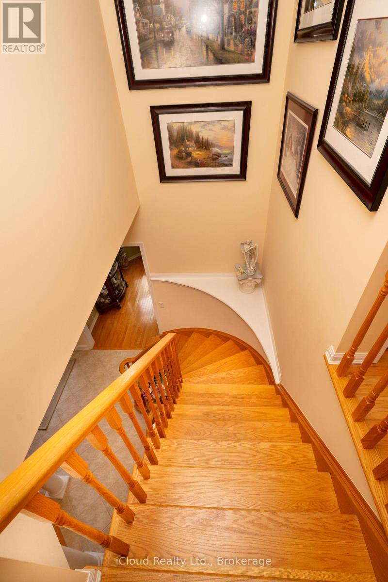 625 Laughren Crescent, Milton, Ontario  L9T 0G6 - Photo 18 - W12836918