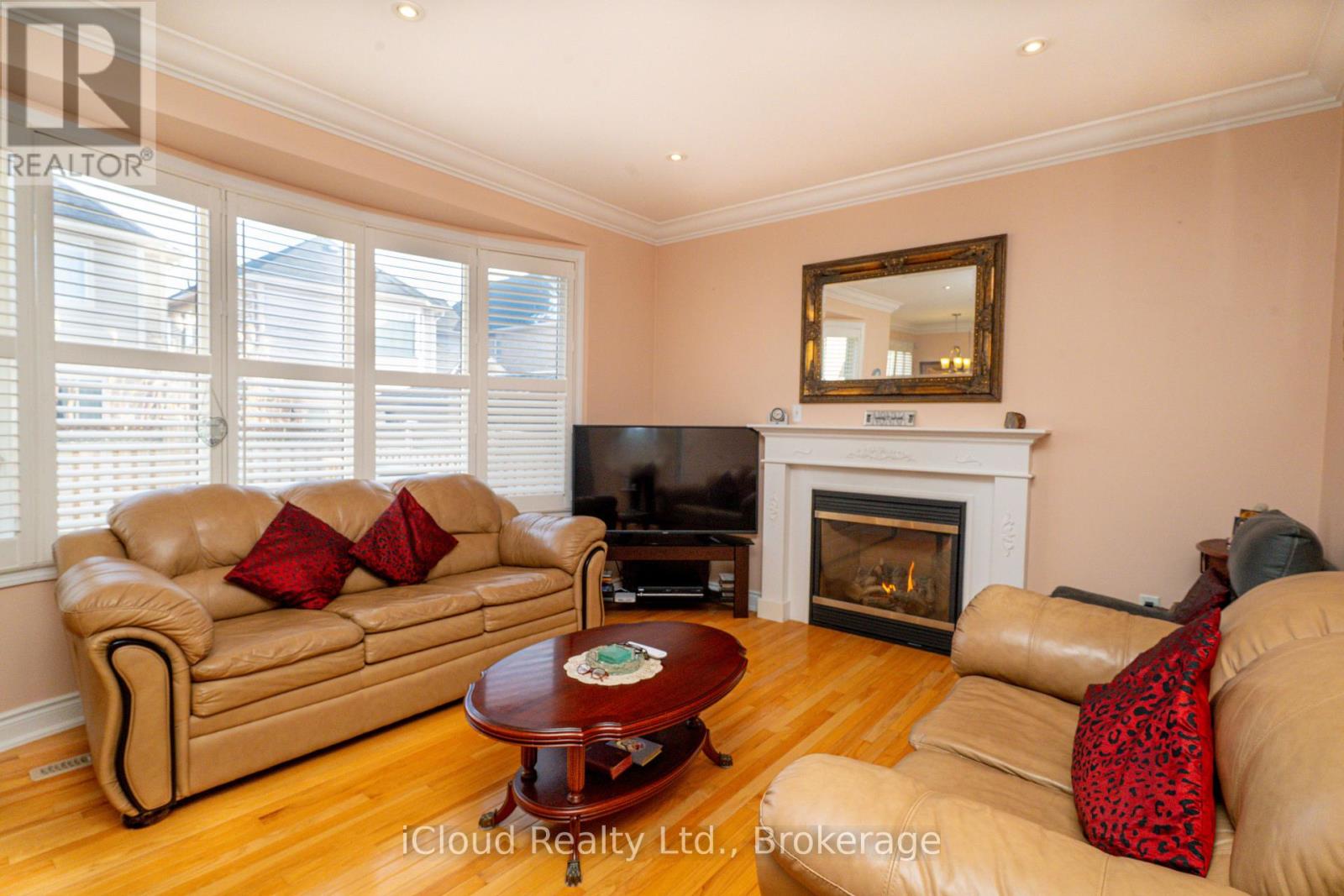 625 Laughren Crescent, Milton, Ontario  L9T 0G6 - Photo 7 - W12836918