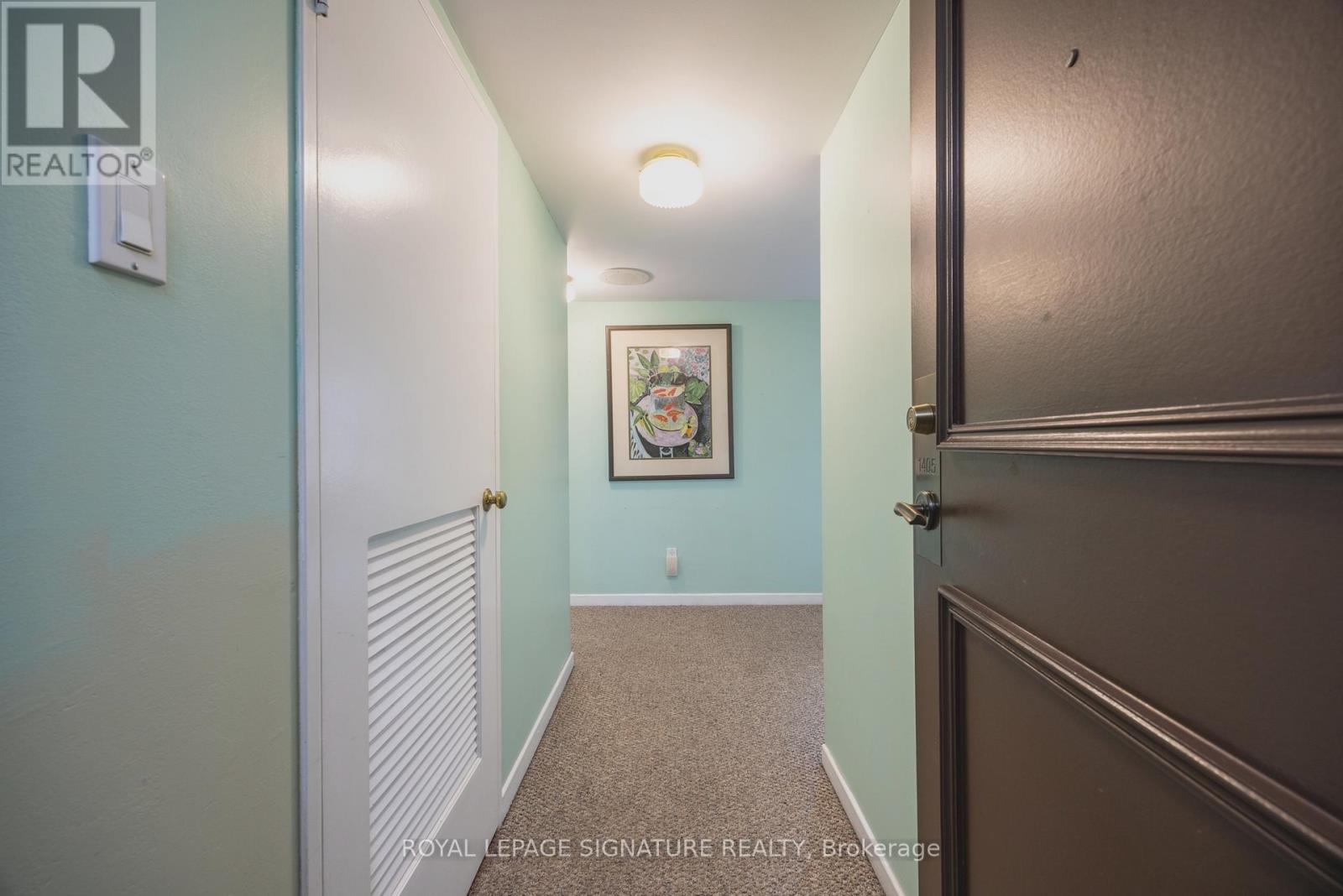 1405 - 1300 Bloor Street, Mississauga, Ontario  L4Y 3Z2 - Photo 4 - W12836940