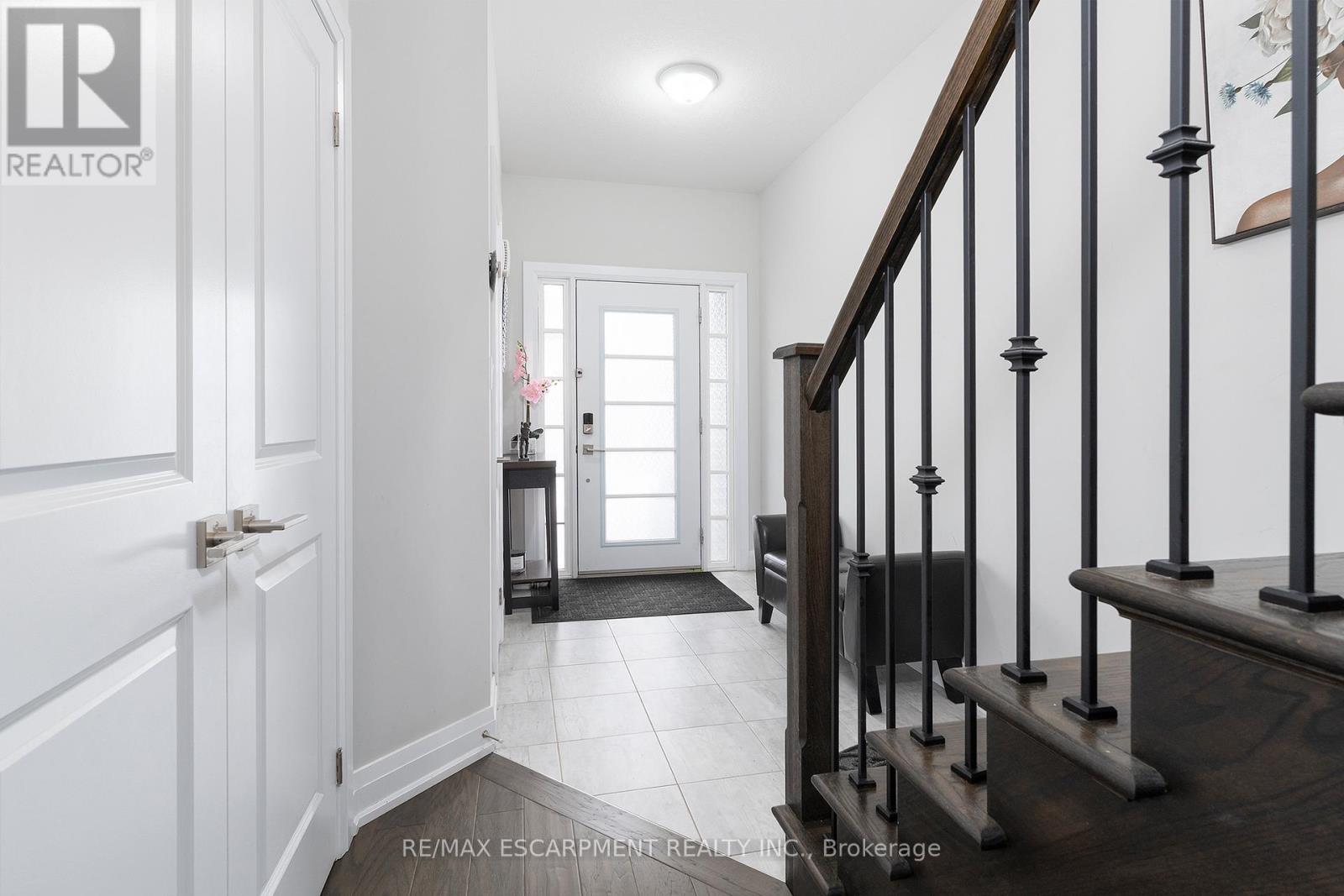 42 - 520 Grey Street, Brantford, Ontario  N3S 6T6 - Photo 3 - X12836904