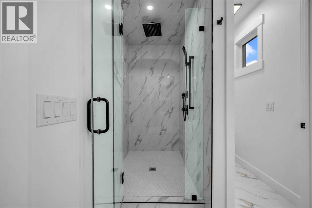 2435 52 Avenue Sw, Calgary, Alberta  T3E 1K5 - Photo 24 - A2261176