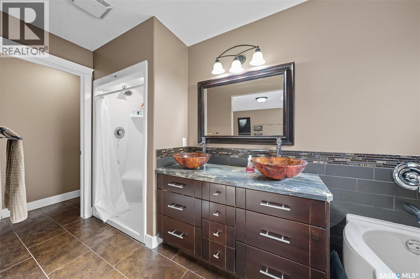 101 6th Avenue W, Watrous, Saskatchewan  S0K 4T0 - Photo 17 - SK029553