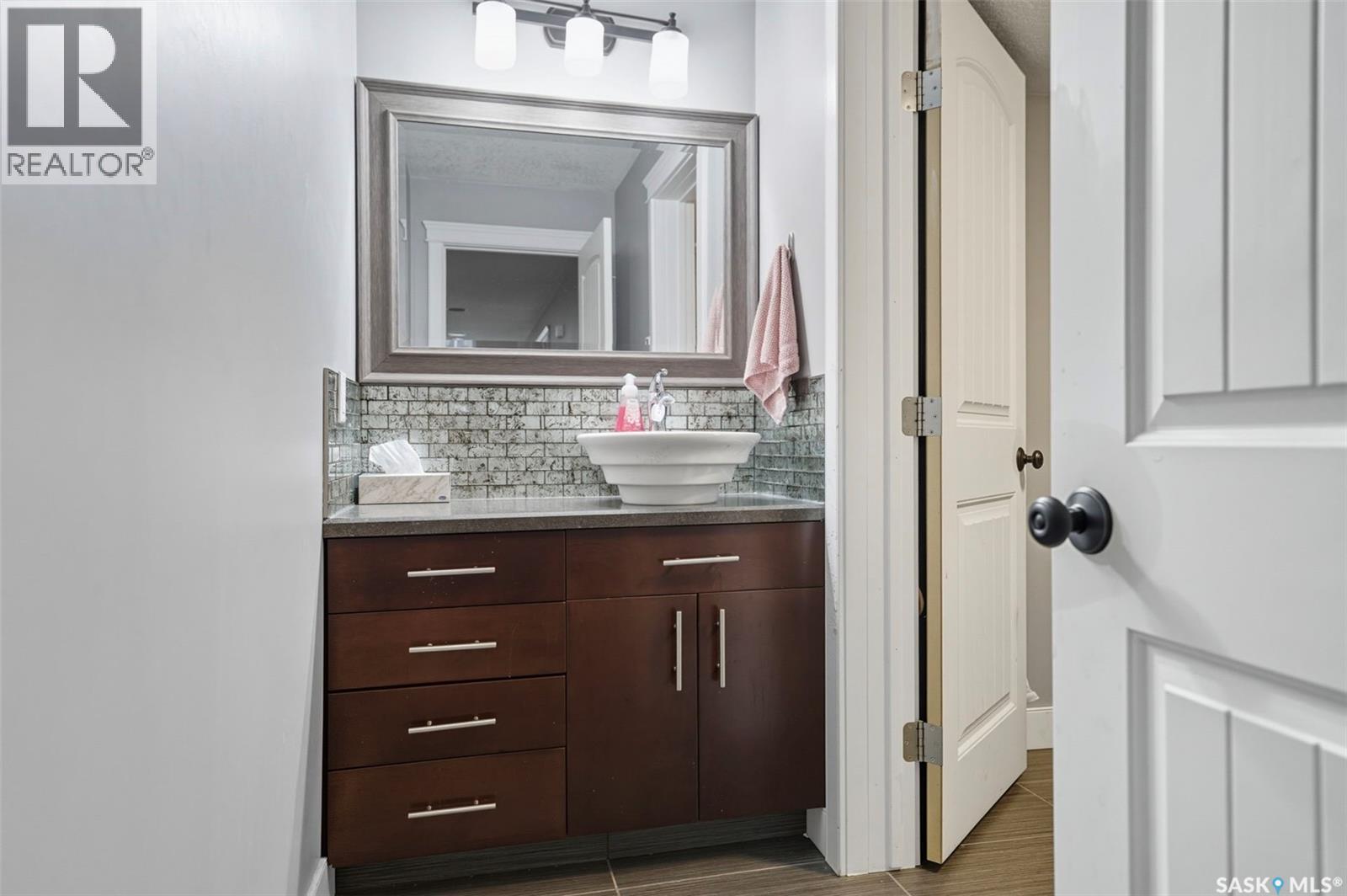 101 6th Avenue W, Watrous, Saskatchewan  S0K 4T0 - Photo 20 - SK029553