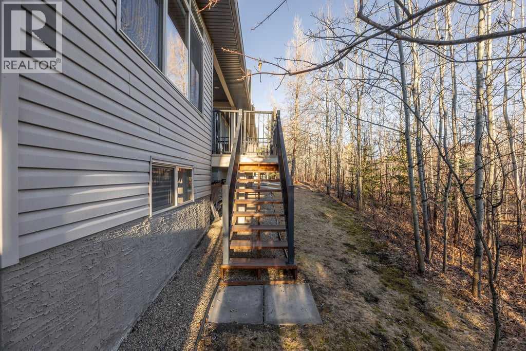 15 Cortina Villas Sw, Calgary, Alberta  T3H 0W8 - Photo 45 - A2286681
