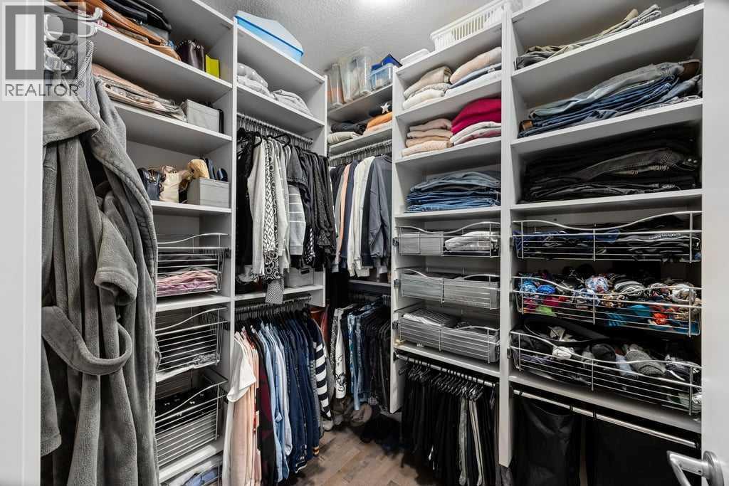 15 Cortina Villas Sw, Calgary, Alberta  T3H 0W8 - Photo 30 - A2286681